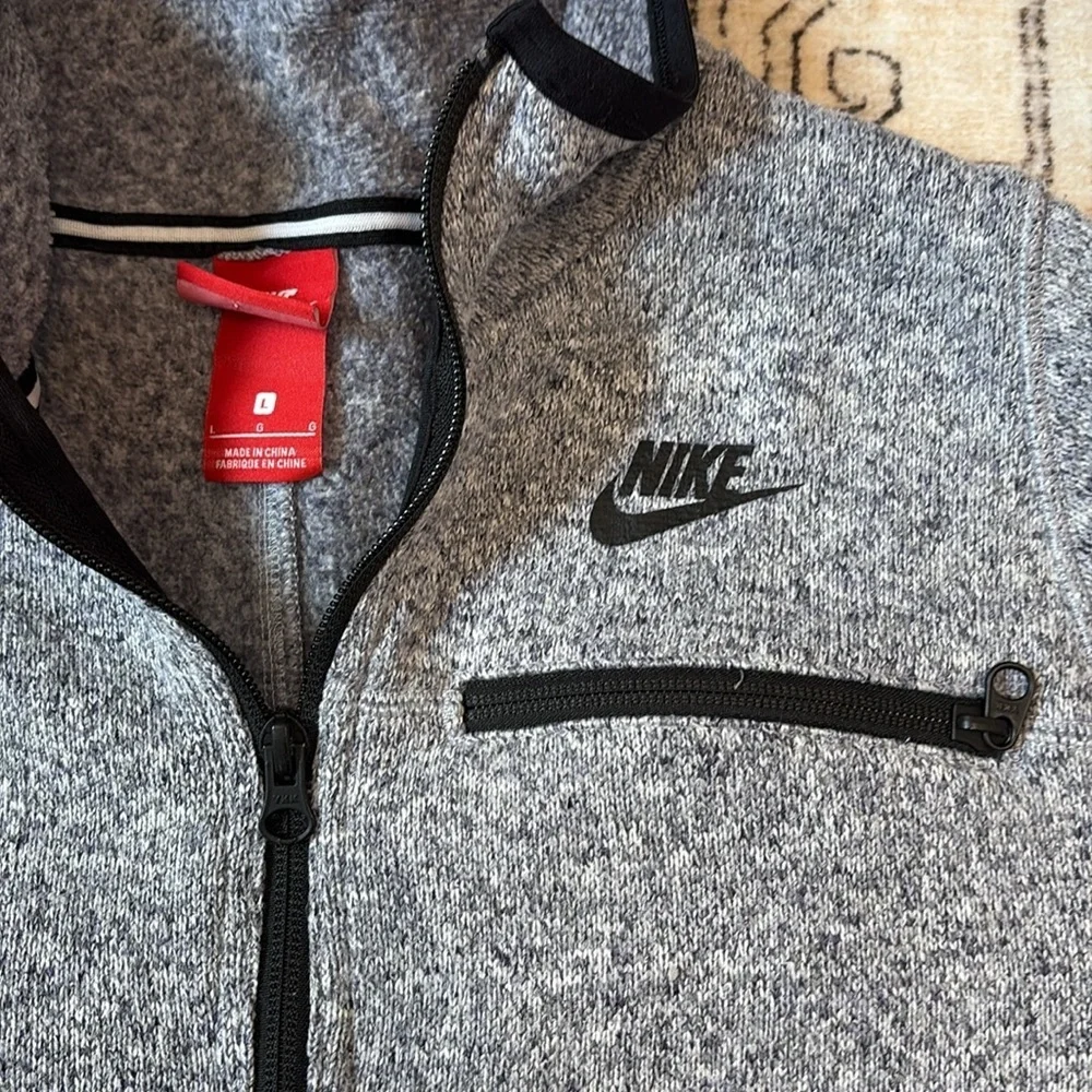 NIKE L Full Zip Fleece Summit Jacket Heather Grey & Black Zipper